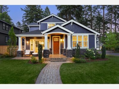 Housing Market Forecast 2022: Housing Authorities Predict Near-10% Price Gains